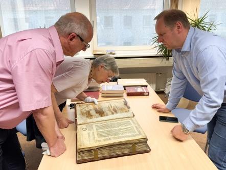 Älteste Handschrift der Historischen Bibliothek