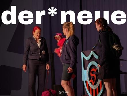 Aufführung „der*neue“ 
